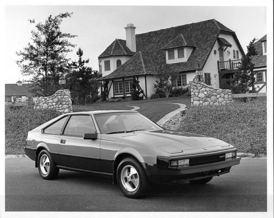 Toyota Supra 1982 года  (фото 8 из 8)
